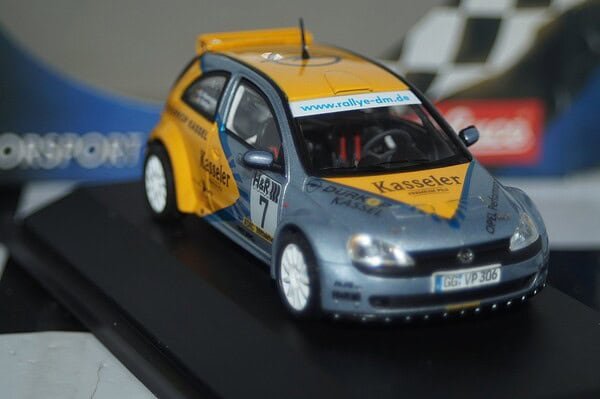 Schuco opel corsa super 1600 rallye c.schleimer 04830 1:43