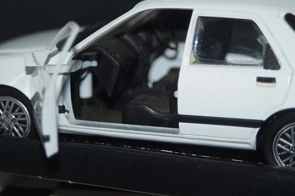Schabak ford sierra rs cosworth in white 1:25th ref 1513