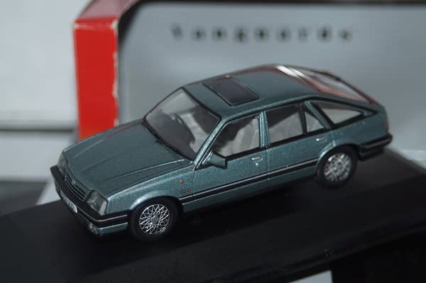 Vanguards dolomite sprint broadspeed va05303 1:43 scale