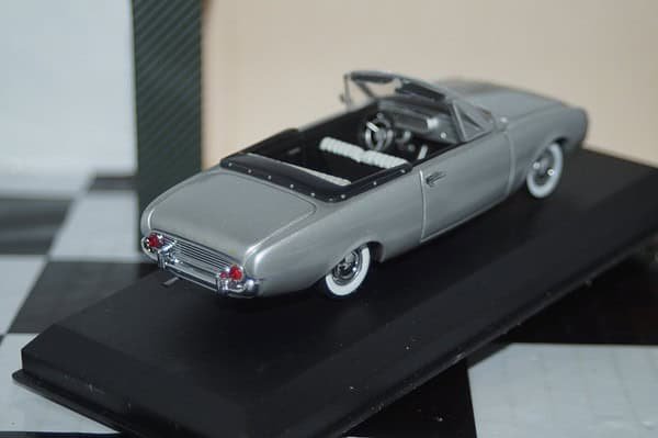 Detail cars ford capri 3000 gt 1969 in yellow 1:43 art301
