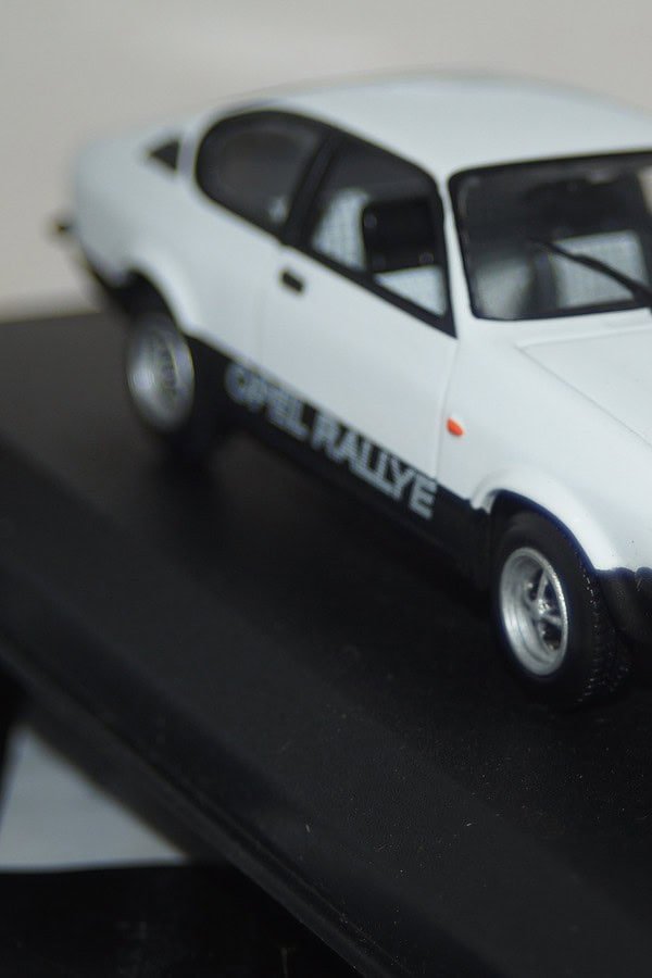 Detail cars ford taunus badew 1960 in silver 1:43 art185
