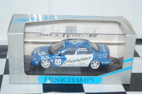 Minichamps ford mondeo v6 champion 1994 p.radisch 1:43 ref 430 948013