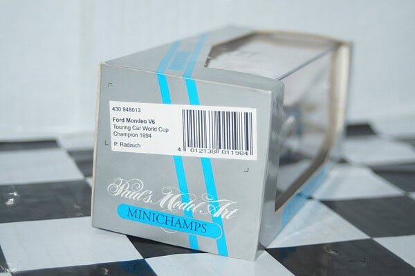Minichamps ford mondeo v6 champion 1994 p.radisch 1:43 ref 430 948013