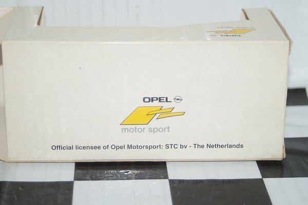 Minichamps opel calibra team j.j.lehto 430 964243 opel motorsport edition