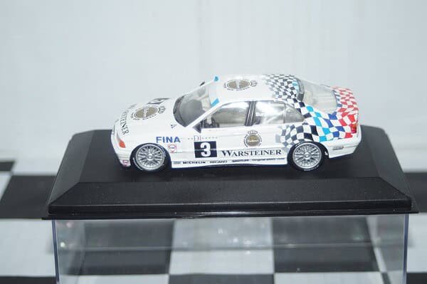 Minichamps bmw 318i adac tw-cup 1994 - a.burgstaller 1:43  430 942003
