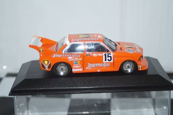 Minichamps bmw 320i etcc double winner j.muller 2003 1:43  400 032442