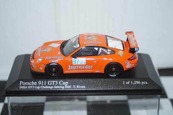 Minichamps porsche 911 gt3 24h daytona 2004 #8 ref 400 046213,1:43