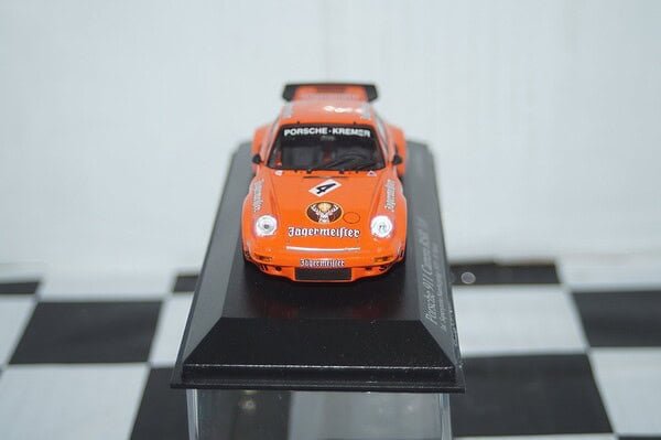 Minichamps porsche carrera rsr supersprint 1975 #4 ref 430 756904 1:43