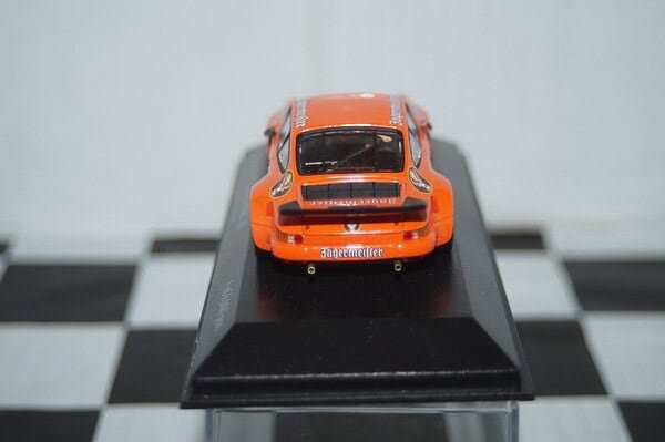 Minichamps porsche carrera rsr supersprint 1975 #4 ref 430 756904 1:43