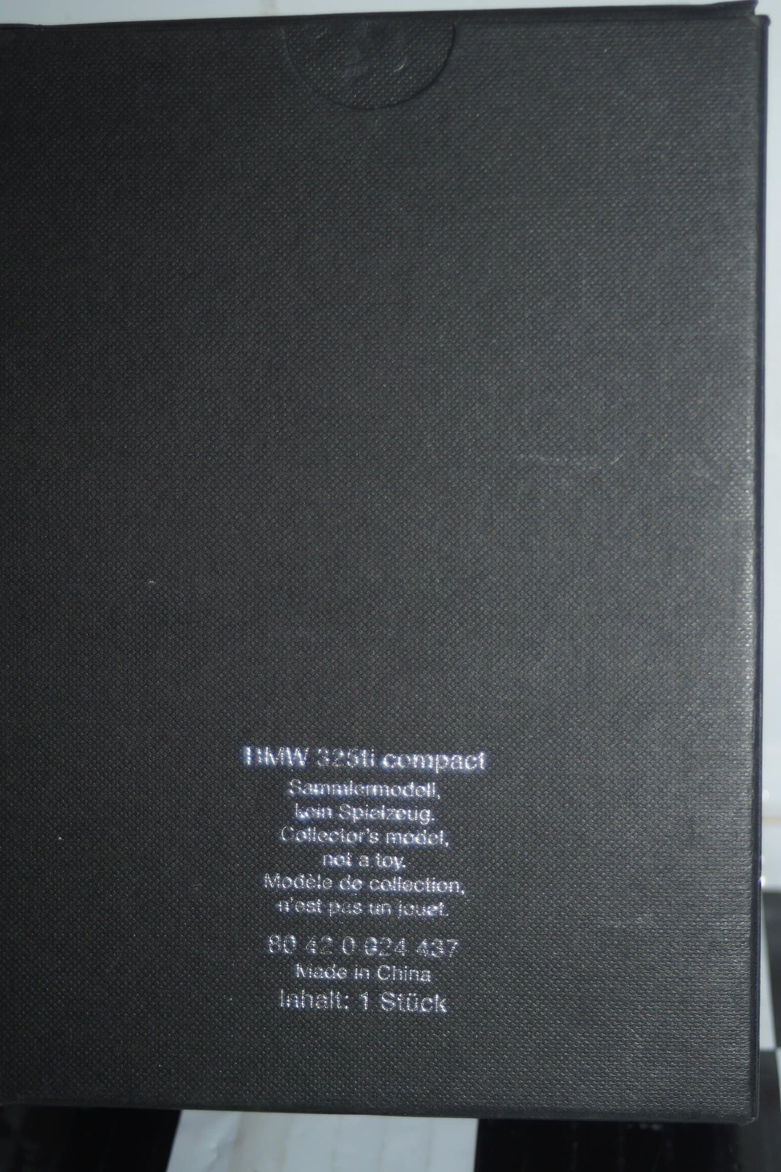 Minichamps bmw 325ti compact in red 1:43 ref 80 42 0 024 437