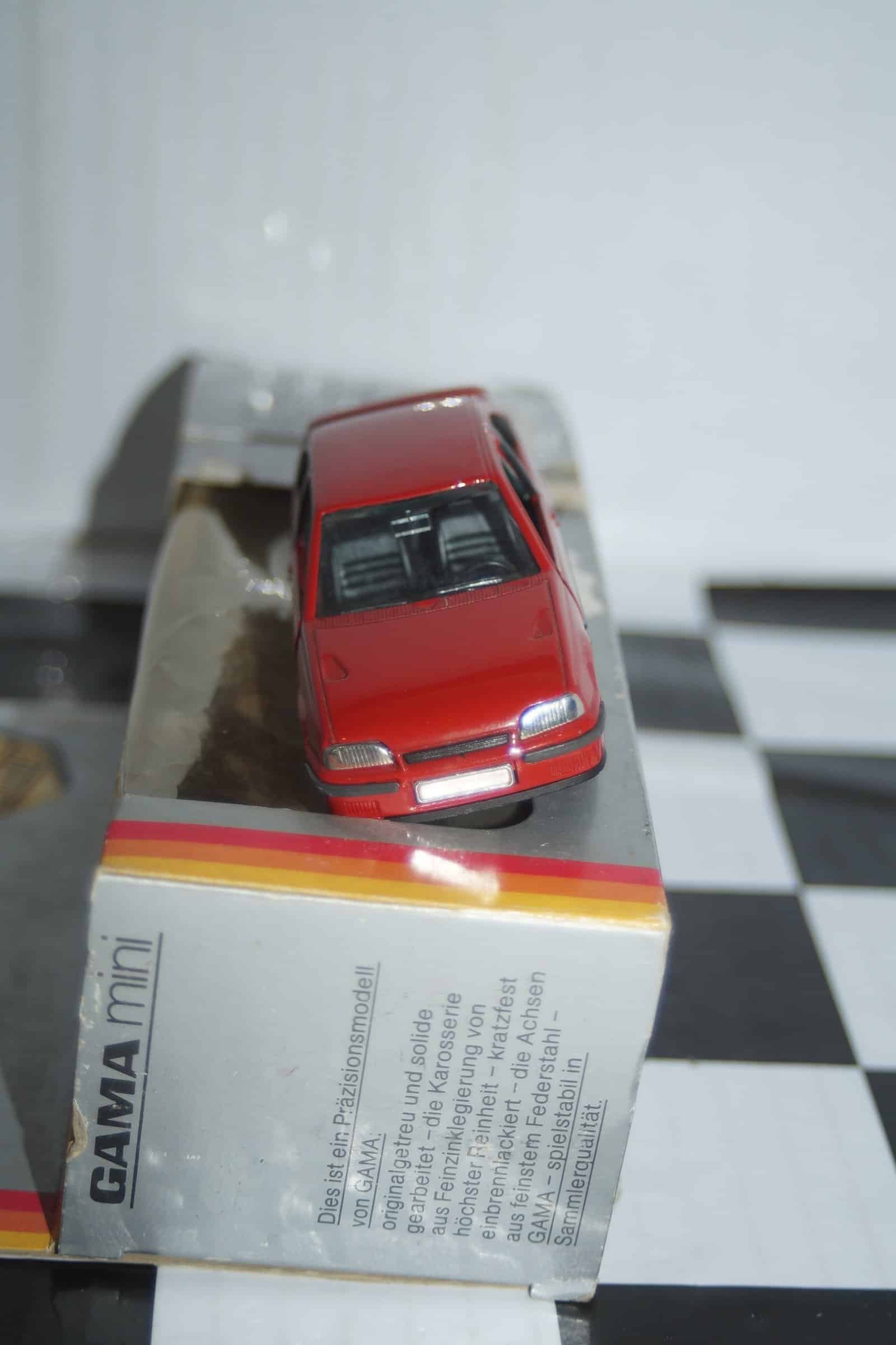 Gama opel vauxhall astra kadett mk2 gsi red 1196 in 1:43 scale