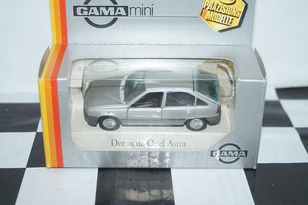 Gama opel kadett vauxhall astra mk2 in silver 1001