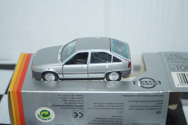 Gama opel kadett vauxhall astra mk2 in silver 1001