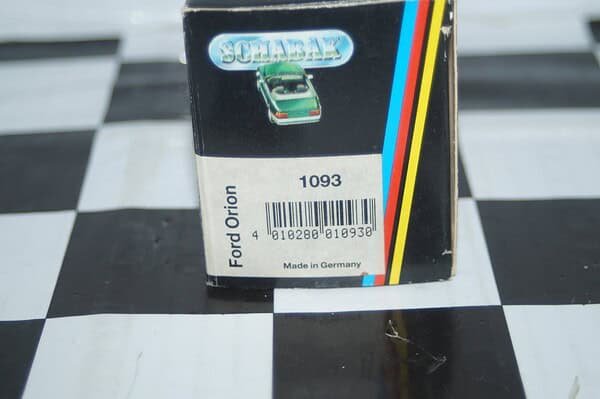 Schabak ford orion in dark red 1:43 ref 1093