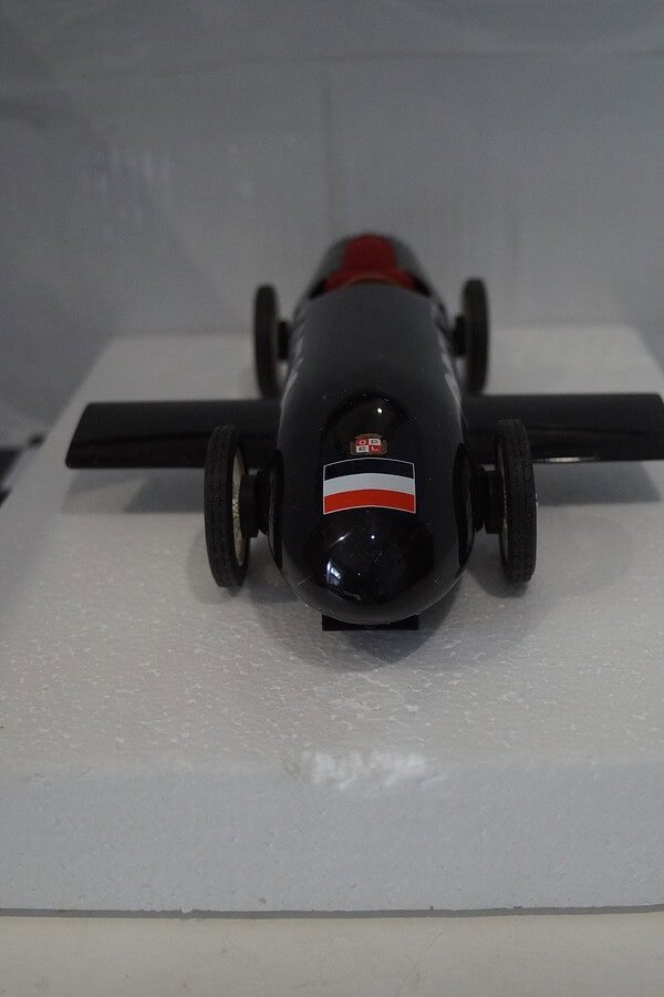 Bos models opel rak 2 in black bos078 1:18 resin