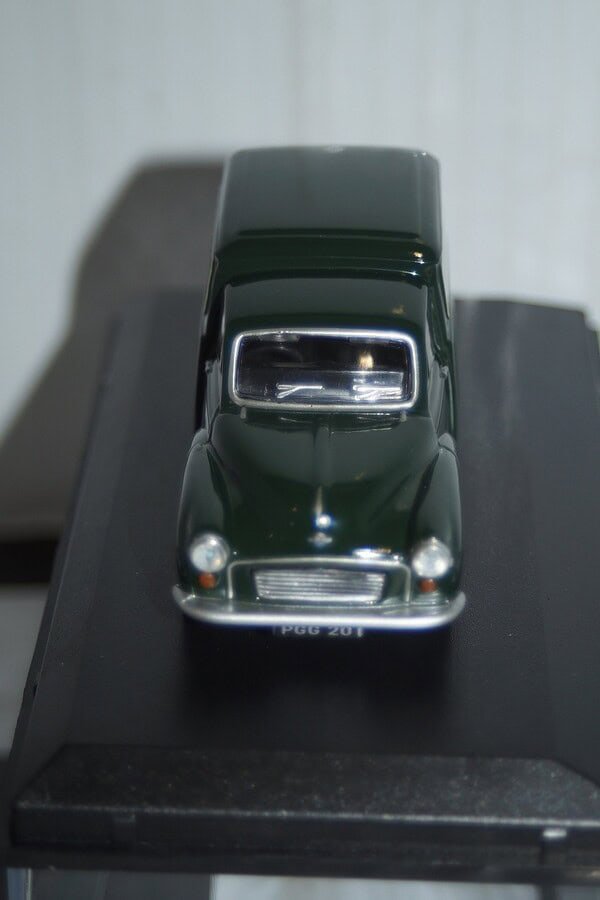 Oxford diecast morris 1000 van matthewsons in green 1:43rd ref sp161