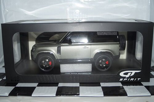 Gt spirit land rover defender 90 p400x- dynamix in green 1:18 resin gt517