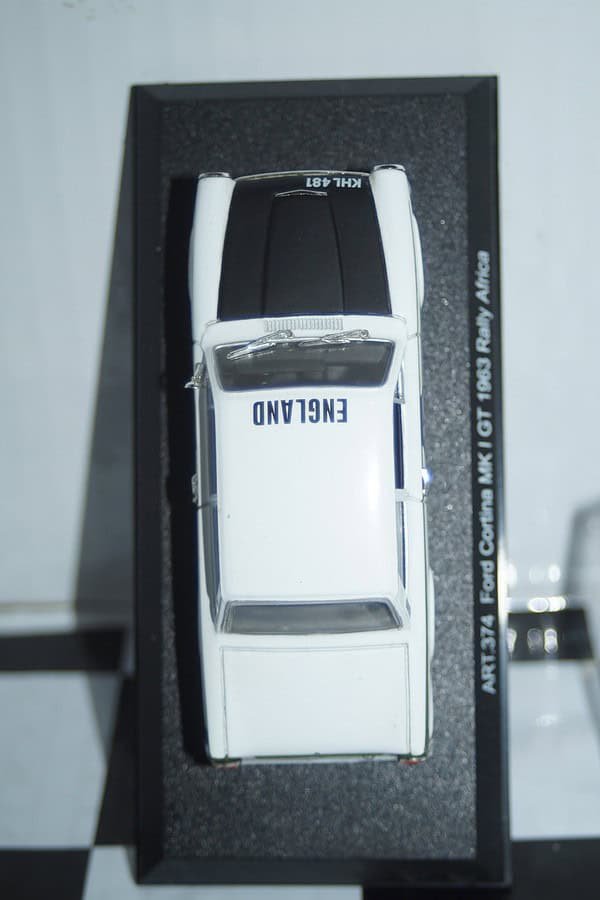Detail cars ford cortina mk1 gt 1963 rally africa 1:43 art374