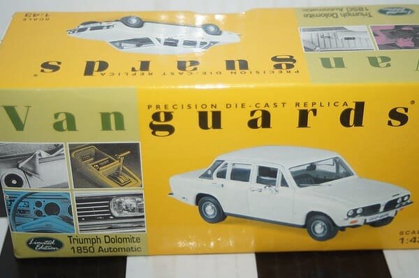 Vanguards triumph dolomite 1850 automatic white va05305 1:43 scale