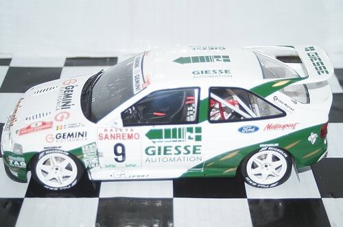 OTTO Ford Escort RS Cosworth Gr A San Remo B.Thiry 1994 1:18 OT1038