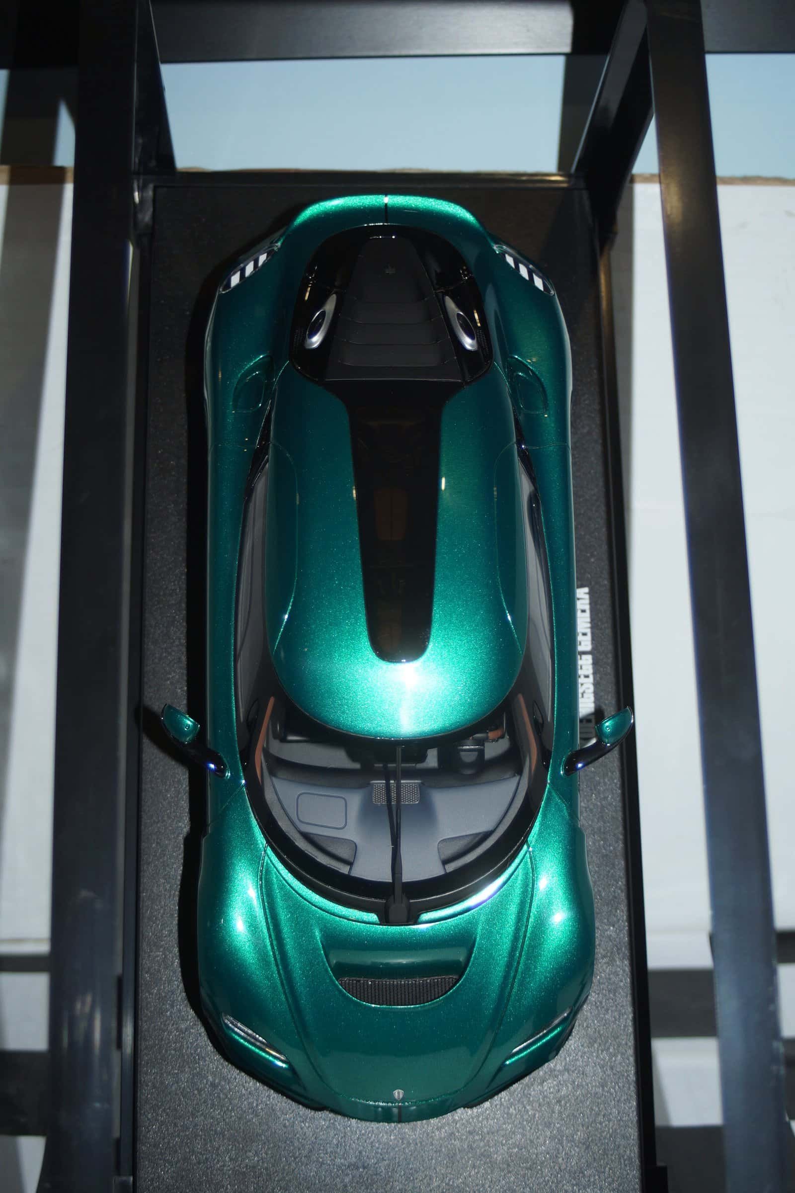 GT Spirit Koenigsegg Gemera green 1:18 Resin GT888 - Image 4