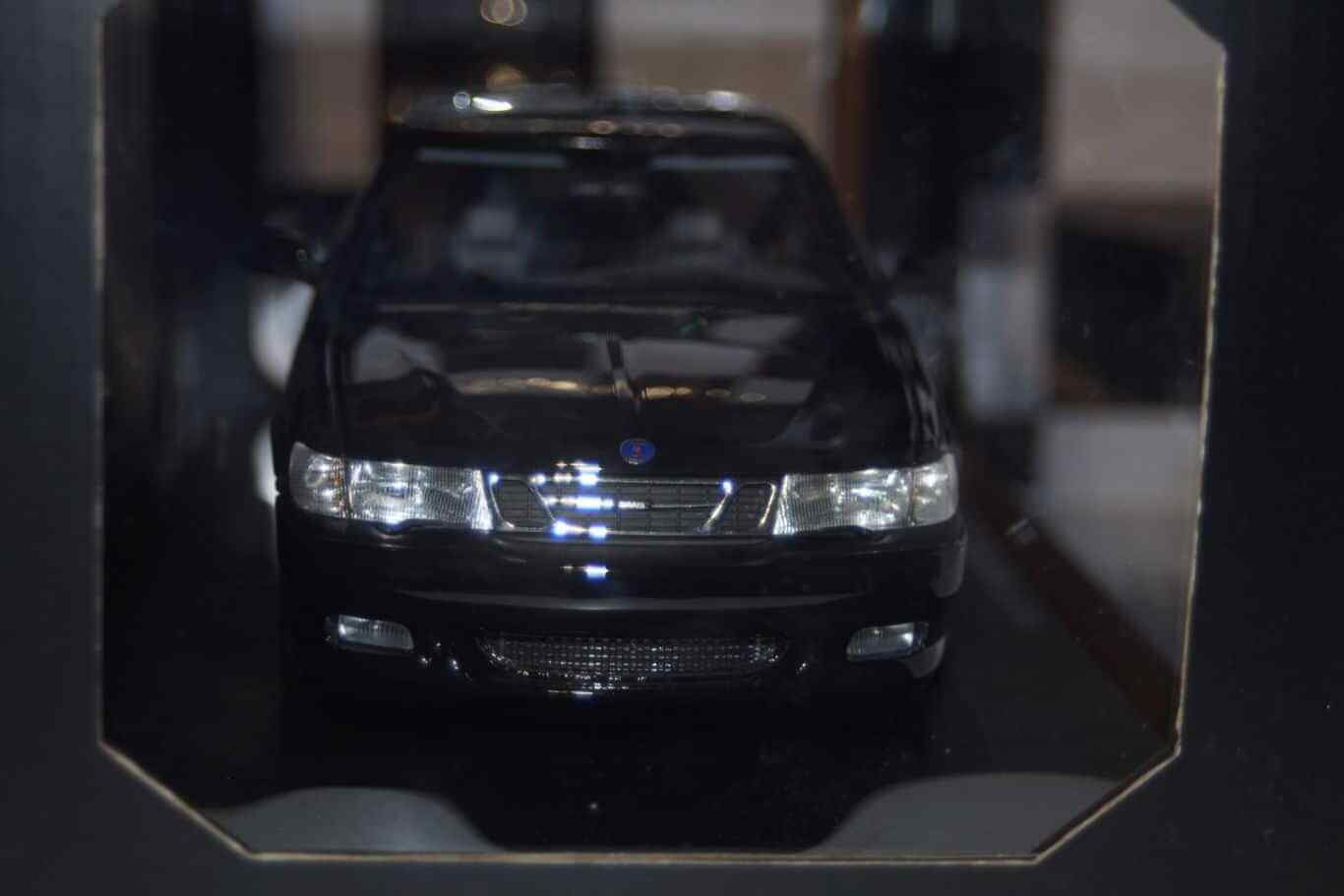 Dna collectibles saab 9-3 viggen coupe black 1:18 dna000077 resin
