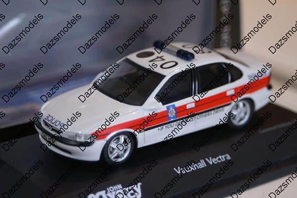 Schuco vauxhall vectra lancashire police ltd 1000 in 1:43 ref 04181