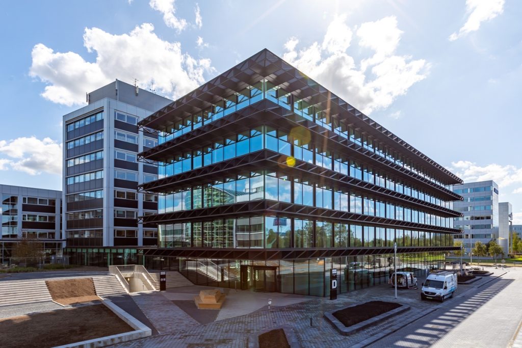 The Base D Schiphol LARGE 0480 1