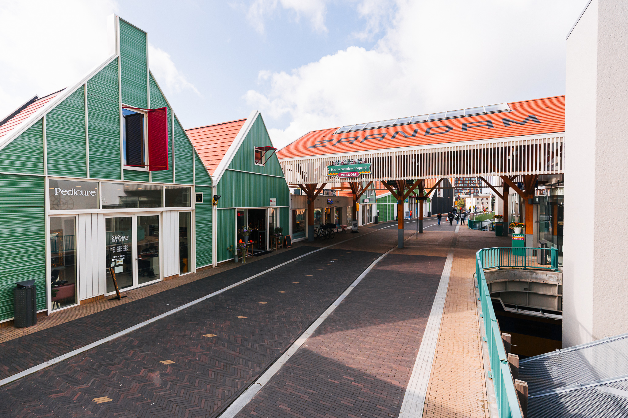Zaandam geopend