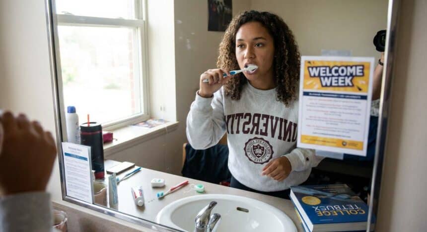 Dental Care for College Students 2026: What to Book First Dental Care for College Students 2026: What to Book First