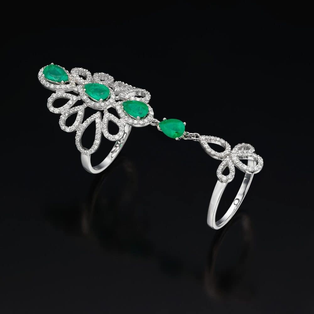 אמרלדים בחיתוך טיפות