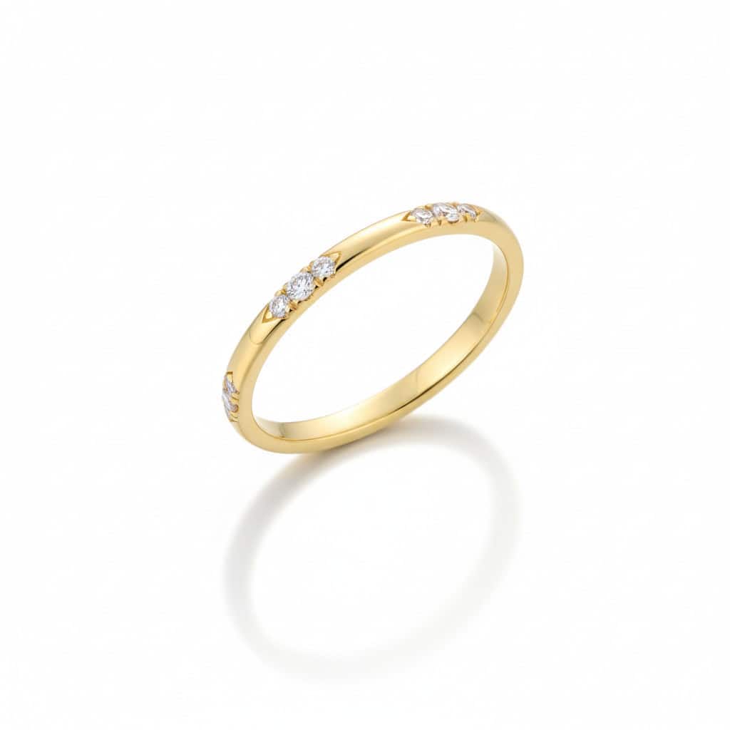 טבעת נישואים משובצת יהלומים