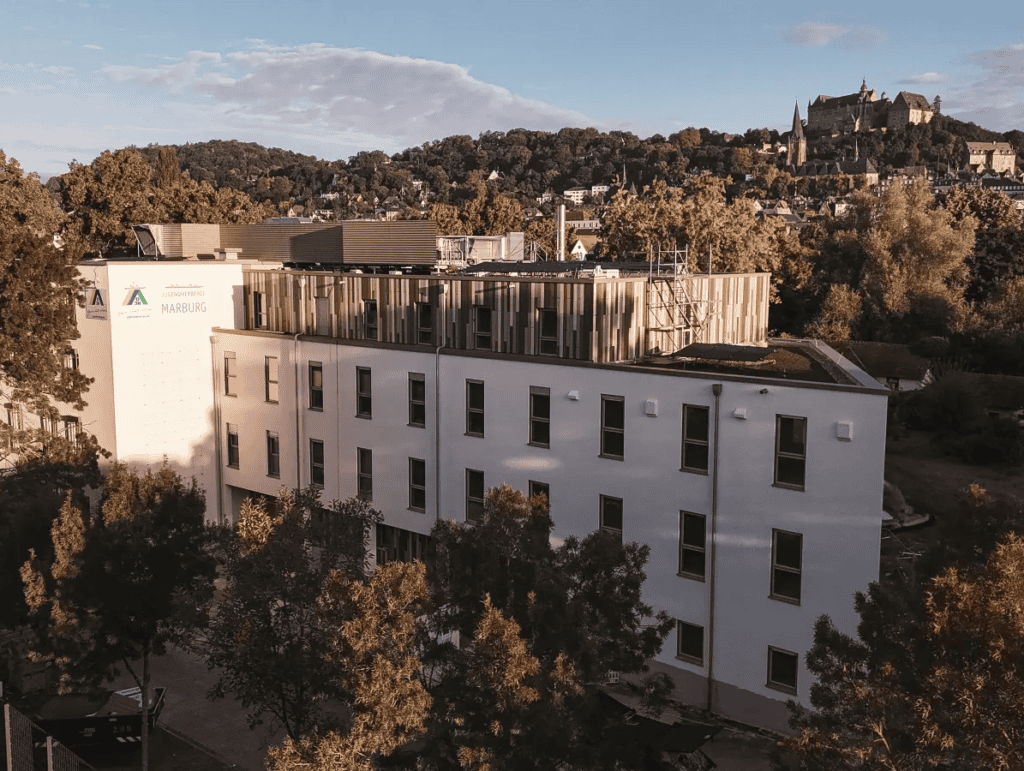 Modernes Gebäude der Fahrrad Akademie in Marburg bei ERFA-Summit.