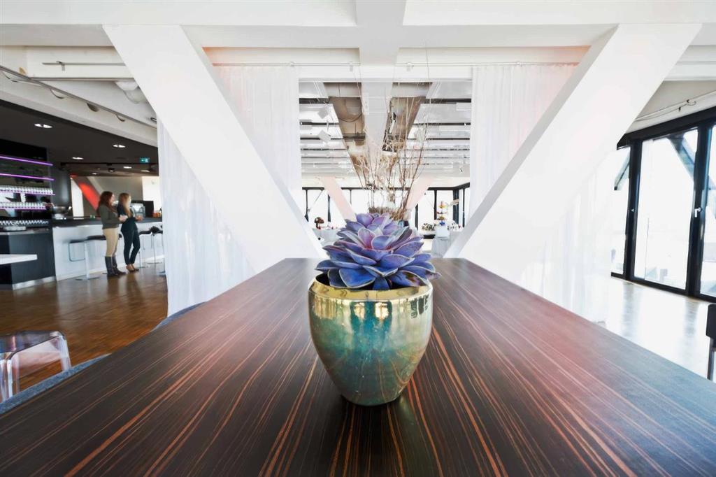 Tisch Industry Makassar 180x90x72cm - Image 5