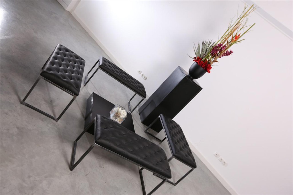 Stehtischkube schwarz  40x40x110cm (LxBxH) - Image 3