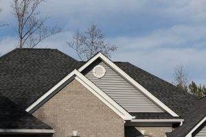 asphalt shingles vs. metal roof San Antonio, TX