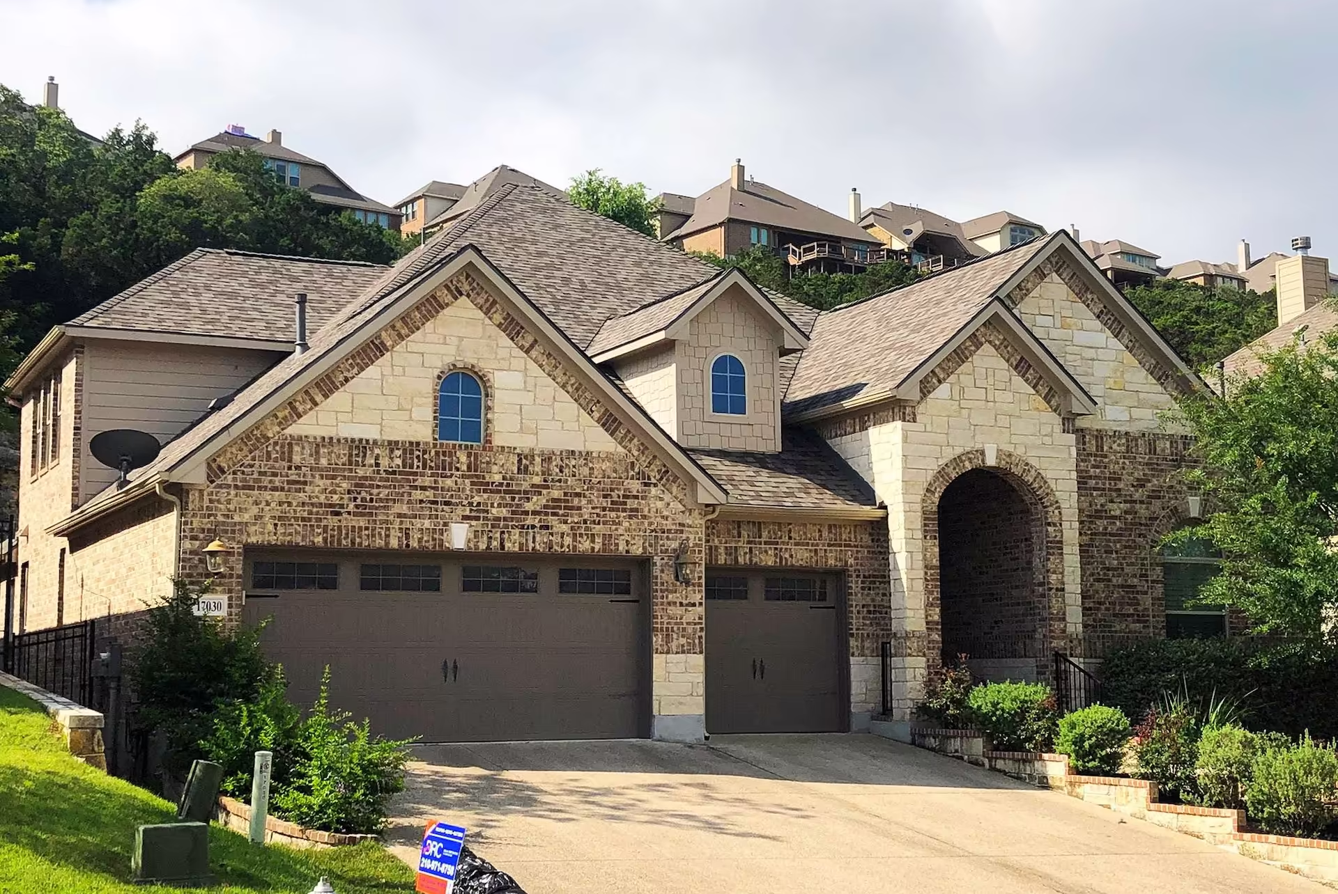 Residential home with new roof by Dolan