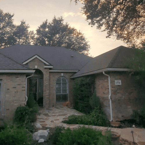 New roof installation completed by Helotes Roofing Contractor Dolan Roofing & Construction at 13710 French Park home in Helotes
