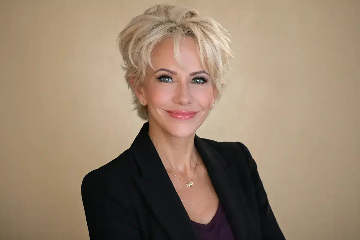 Dr. Julie Kaesberg