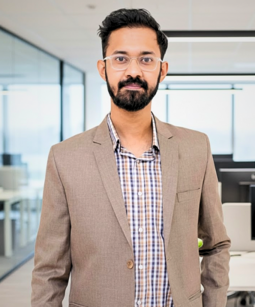 Muhammad Fazal Sialvee, Director of HR and Marketing at Evocare Billings, professional leadership portrait