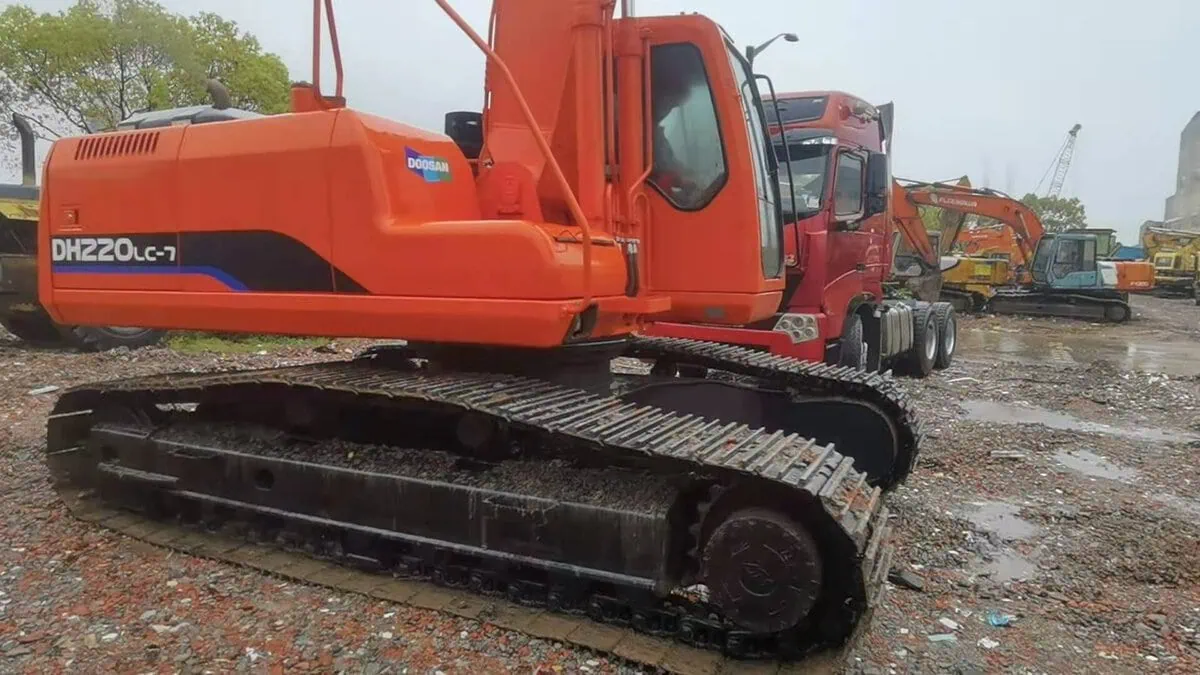 Дусан DH220LC-7
