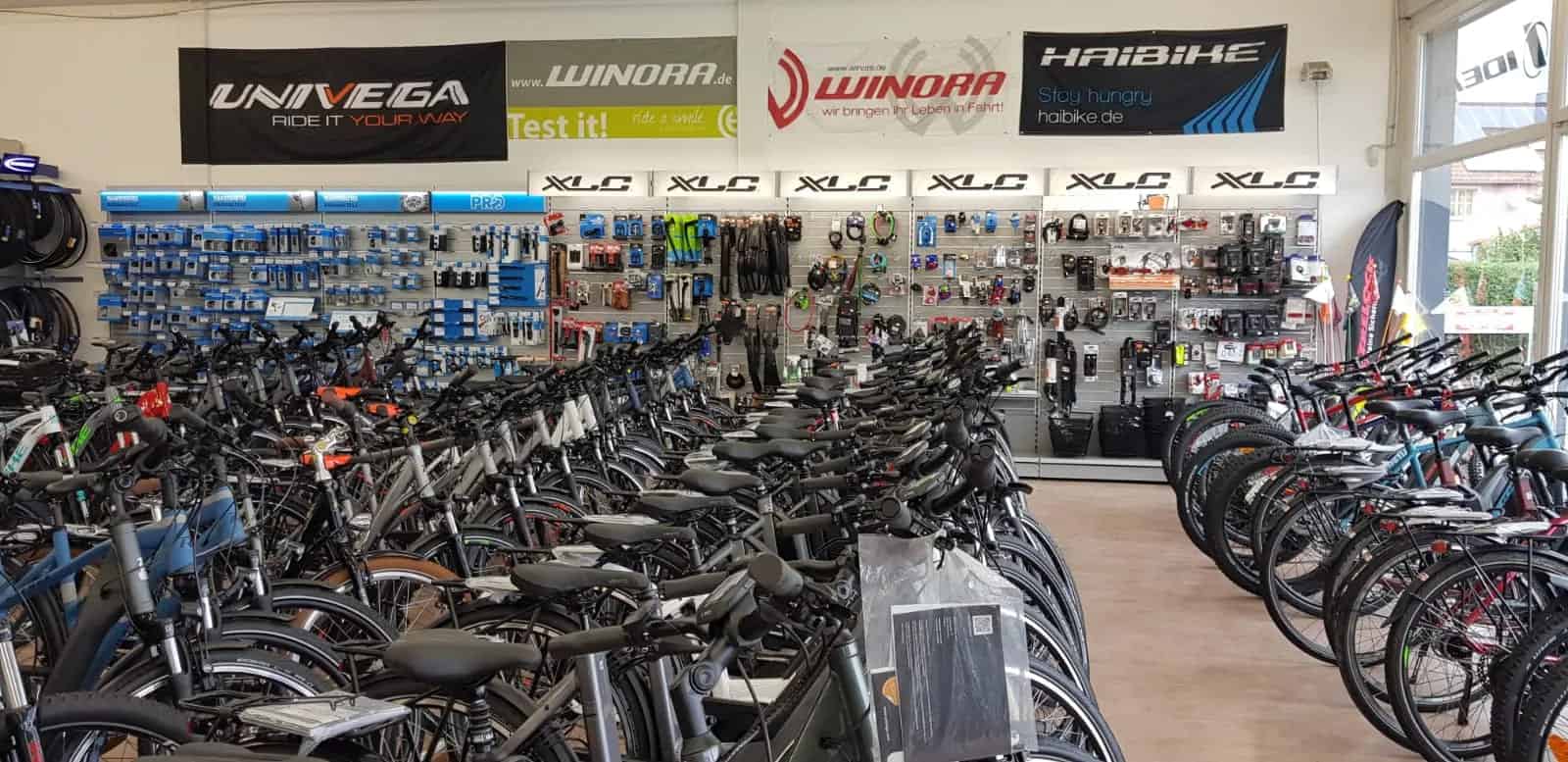 Große Auswahl an Fahrrädern und Zubehör im Fahrradprofi Amberg.