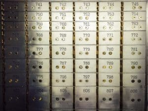 safe deposit boxes in bank