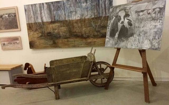 עבודה של ורד ברעוז צילח. צילום: יח״צ, תערוכה בקניון רמת אביב  - אתר אופנה - Fashion Israel - מגזין אופנה