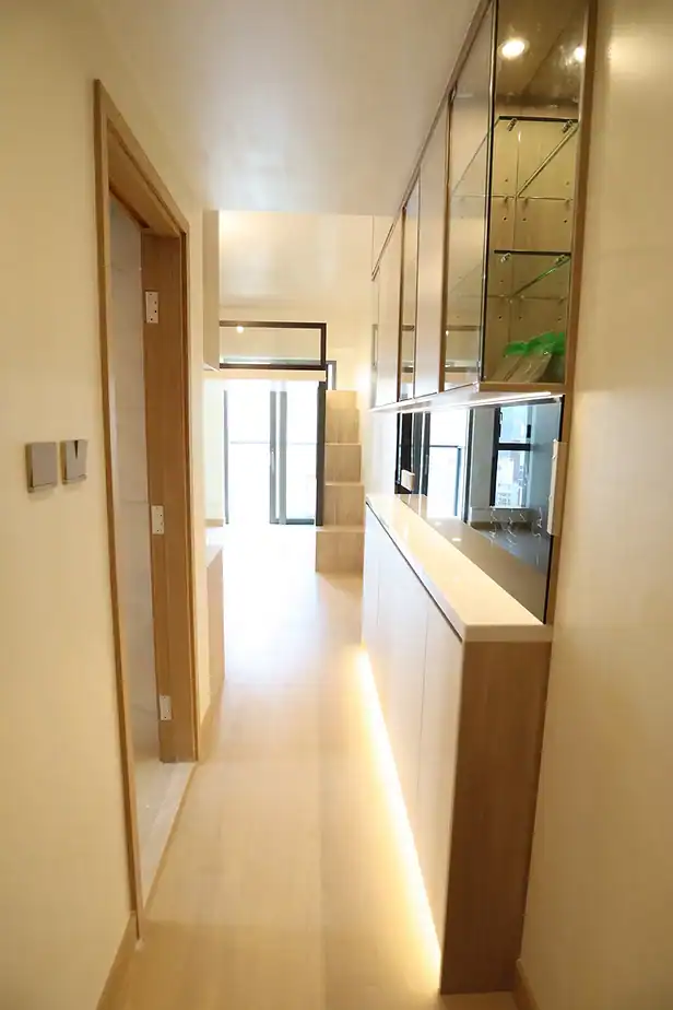 閣樓床設計，適合兩房空間，提升收納與實用性，打造舒適的居住環境。.