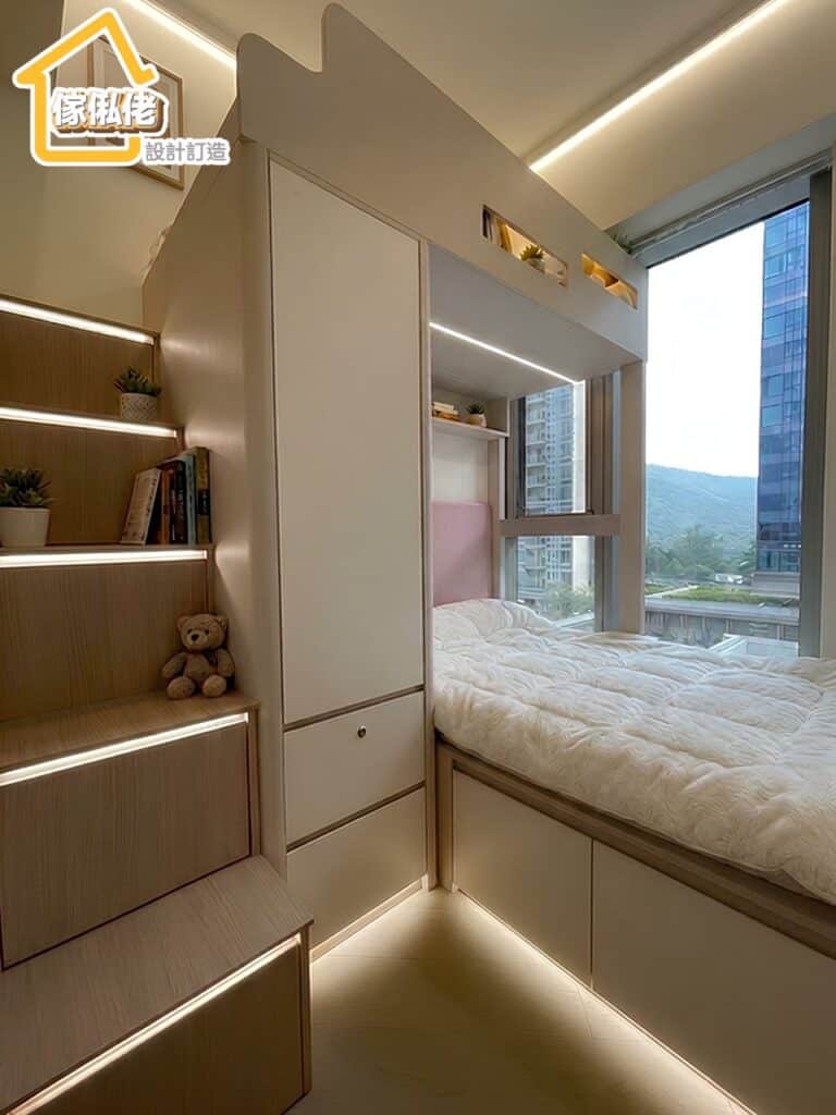錦上路柏瓏 50 呎兒童房訂造組合床：採用 ENF 級環保生態防刮多層板打造的高架床、收納樓梯櫃、一體化衣櫃及帶有 LED 燈帶的榻榻米床，全櫃預設 DTC 緩衝門鉸。