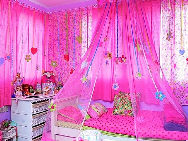 borzasztó függönyök 4