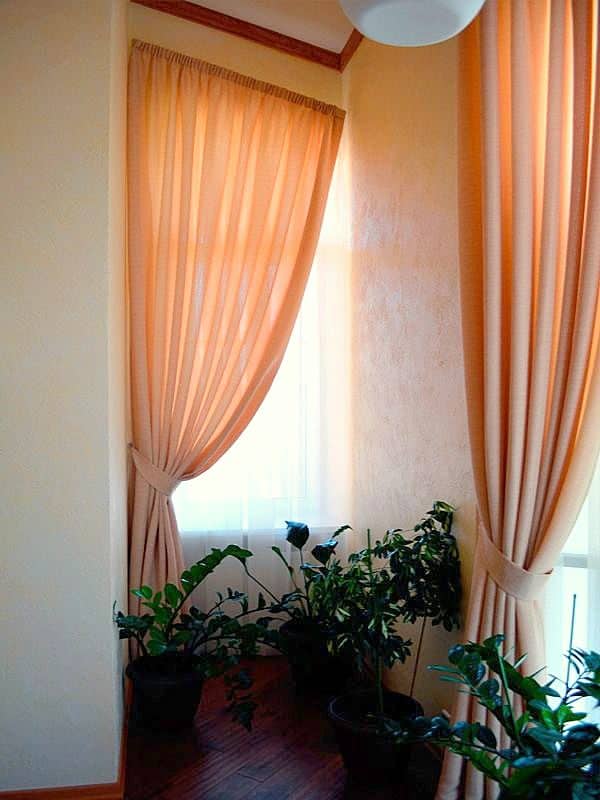 A 2024 év színe Pantone 13-1023 Peach Fuzz