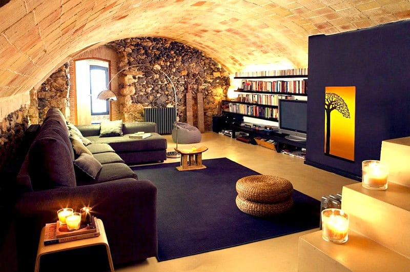 A 2024 év színe Pantone 13-1023 Peach Fuzz