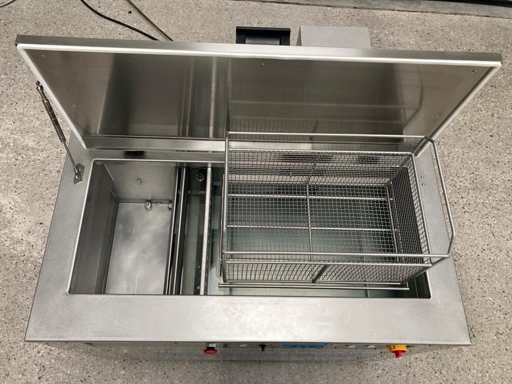 Einkammer_Ultraschallanlage GL-110L DIS mit Warenlift